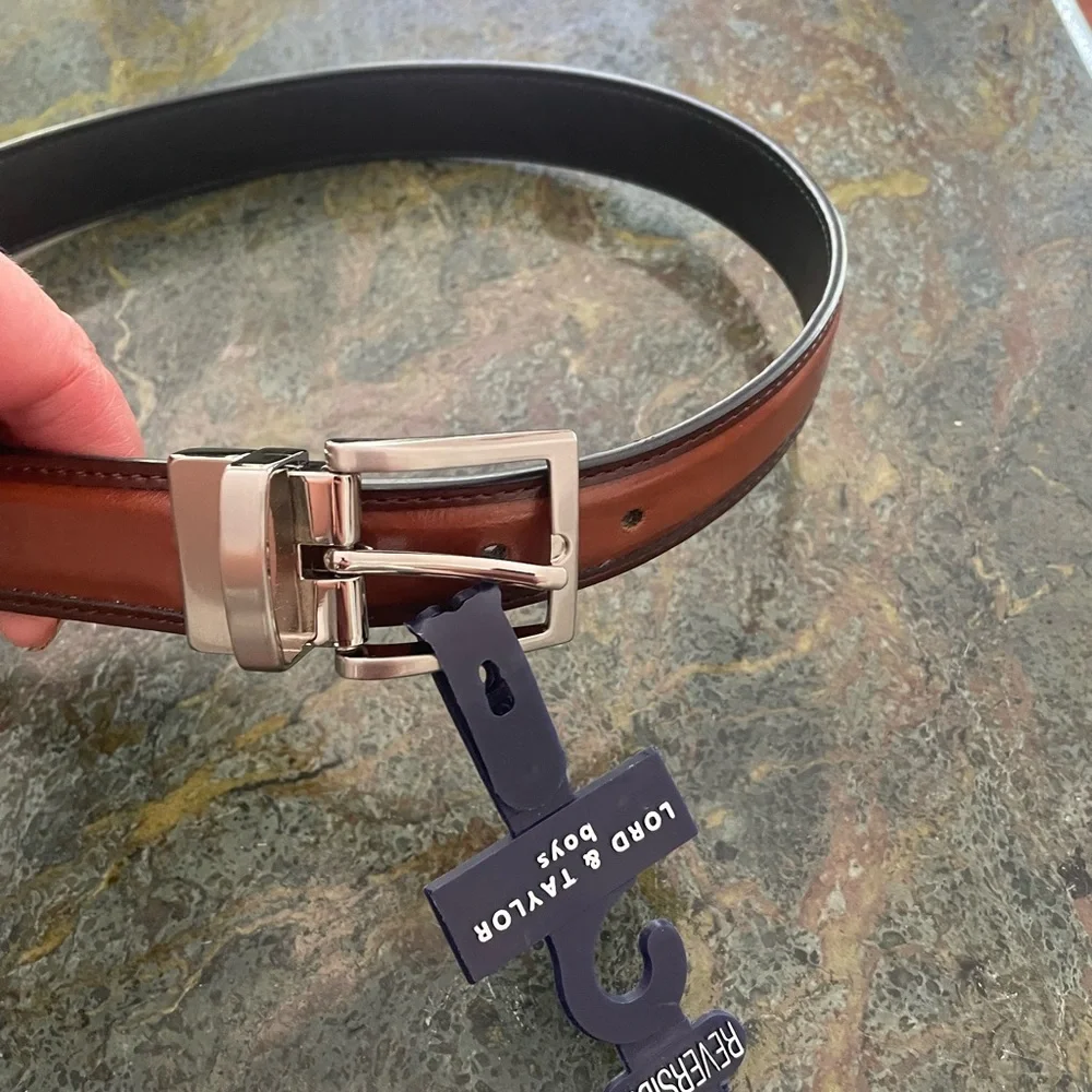 Lord & Taylor Black/Brown Reversible Boys Belt size 26